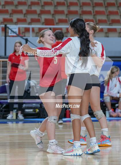 Thumbnail 3 in Valley Christian vs. Seton Catholic (AIA-3A Final) photogallery.