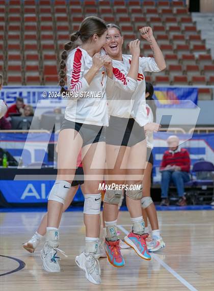 Thumbnail 3 in Valley Christian vs. Seton Catholic (AIA-3A Final) photogallery.