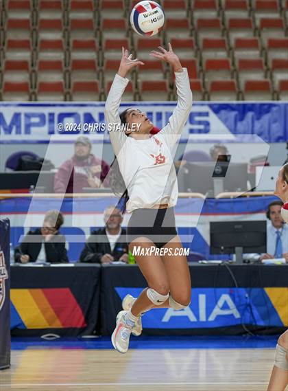 Thumbnail 1 in Valley Christian vs. Seton Catholic (AIA-3A Final) photogallery.