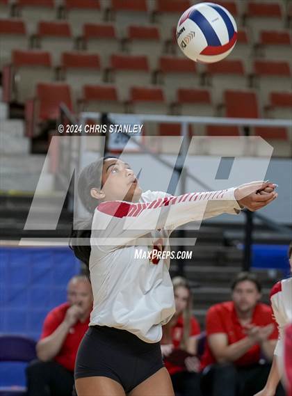 Thumbnail 3 in Valley Christian vs. Seton Catholic (AIA-3A Final) photogallery.