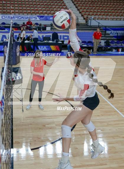 Thumbnail 3 in Valley Christian vs. Seton Catholic (AIA-3A Final) photogallery.