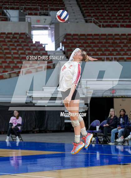 Thumbnail 2 in Valley Christian vs. Seton Catholic (AIA-3A Final) photogallery.