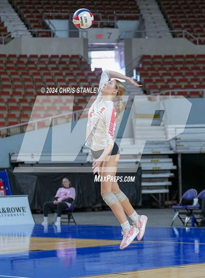 Thumbnail 3 in Valley Christian vs. Seton Catholic (AIA-3A Final) photogallery.