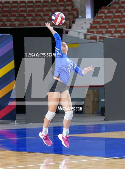 Thumbnail 1 in Valley Christian vs. Seton Catholic (AIA-3A Final) photogallery.