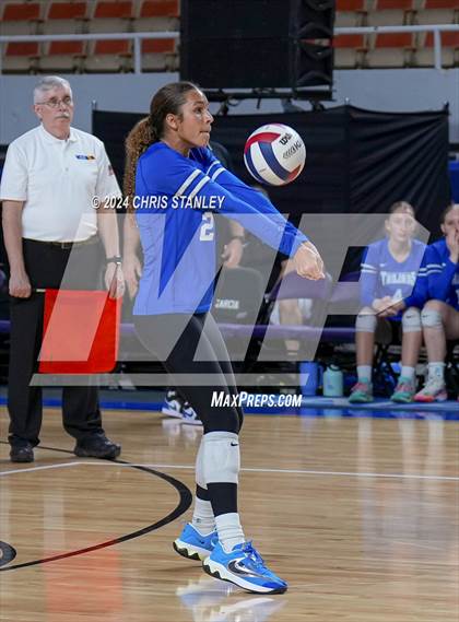 Thumbnail 3 in Valley Christian vs. Seton Catholic (AIA-3A Final) photogallery.