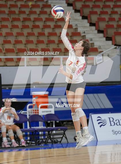 Thumbnail 1 in Valley Christian vs. Seton Catholic (AIA-3A Final) photogallery.