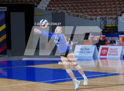 Thumbnail 1 in Valley Christian vs. Seton Catholic (AIA-3A Final) photogallery.