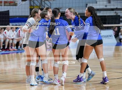 Thumbnail 2 in Valley Christian vs. Seton Catholic (AIA-3A Final) photogallery.