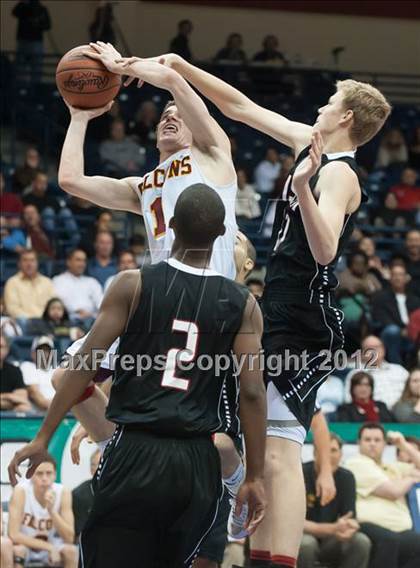 Thumbnail 3 in Torrey Pines vs Vista (CIF SDS D1 Final) photogallery.
