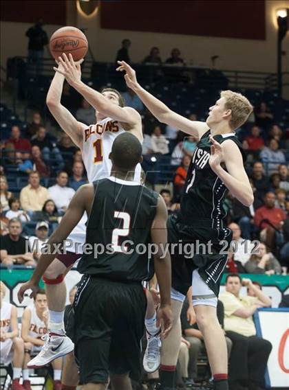 Thumbnail 1 in Torrey Pines vs Vista (CIF SDS D1 Final) photogallery.