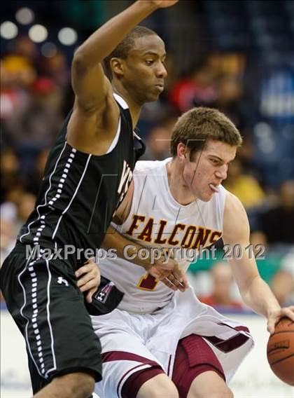 Thumbnail 2 in Torrey Pines vs Vista (CIF SDS D1 Final) photogallery.
