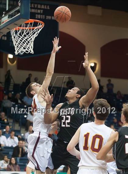 Thumbnail 1 in Torrey Pines vs Vista (CIF SDS D1 Final) photogallery.
