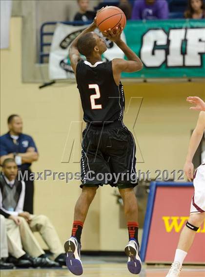 Thumbnail 1 in Torrey Pines vs Vista (CIF SDS D1 Final) photogallery.