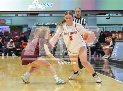 Thumbnail 2 in Yonkers Montessori Academy vs. Valhalla (NYSPHSAA Section 1 Class B Semifinal) photogallery.