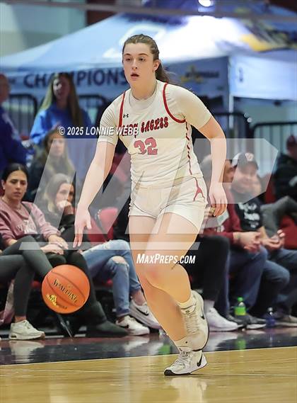 Thumbnail 2 in Yonkers Montessori Academy vs. Valhalla (NYSPHSAA Section 1 Class B Semifinal) photogallery.