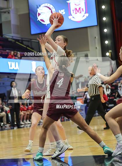 Thumbnail 2 in Yonkers Montessori Academy vs. Valhalla (NYSPHSAA Section 1 Class B Semifinal) photogallery.