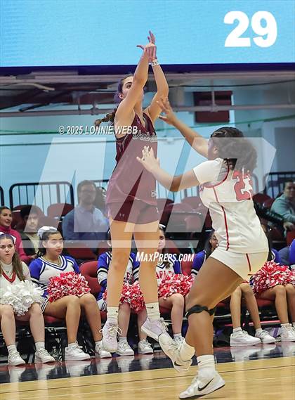 Thumbnail 1 in Yonkers Montessori Academy vs. Valhalla (NYSPHSAA Section 1 Class B Semifinal) photogallery.