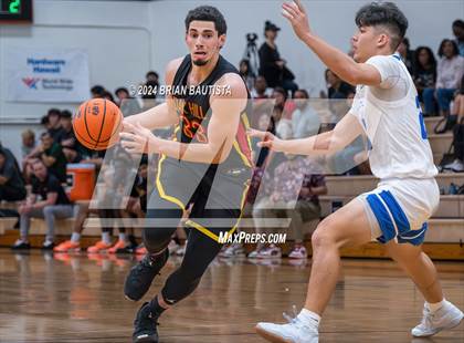 Thumbnail 1 in Punahou vs Oak Hill Academy (Iolani Classic) photogallery.