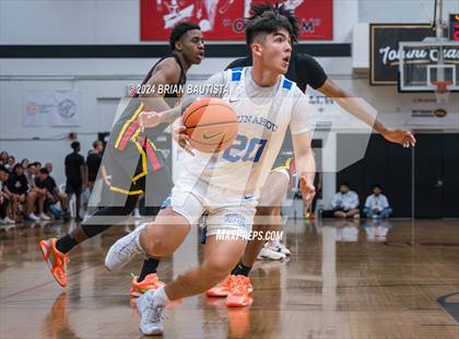 Thumbnail 3 in Punahou vs Oak Hill Academy (Iolani Classic) photogallery.