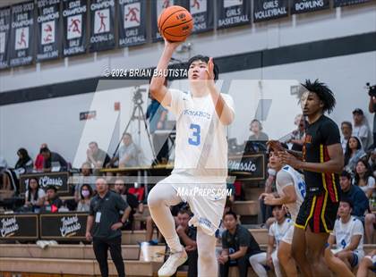 Thumbnail 1 in Punahou vs Oak Hill Academy (Iolani Classic) photogallery.