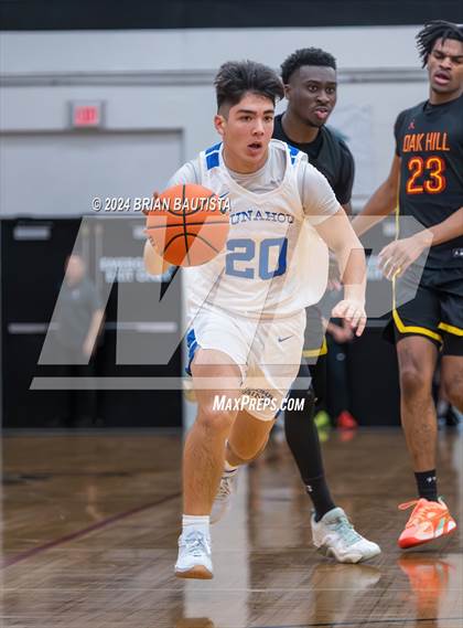 Thumbnail 3 in Punahou vs Oak Hill Academy (Iolani Classic) photogallery.