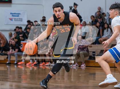 Thumbnail 3 in Punahou vs Oak Hill Academy (Iolani Classic) photogallery.