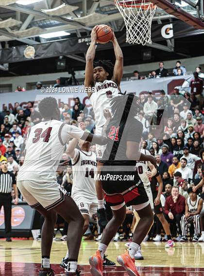 Thumbnail 1 in Archbishop Stepinac vs. Don Bosco Prep (Spalding Hoophall Classic) photogallery.