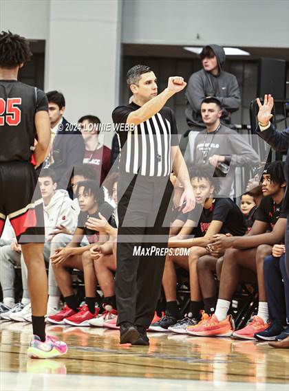 Thumbnail 3 in Archbishop Stepinac vs. Don Bosco Prep (Spalding Hoophall Classic) photogallery.