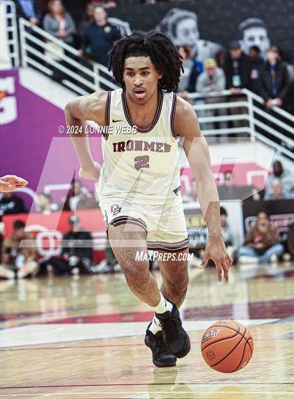 Thumbnail 2 in Archbishop Stepinac vs. Don Bosco Prep (Spalding Hoophall Classic) photogallery.