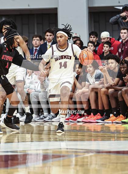 Thumbnail 2 in Archbishop Stepinac vs. Don Bosco Prep (Spalding Hoophall Classic) photogallery.