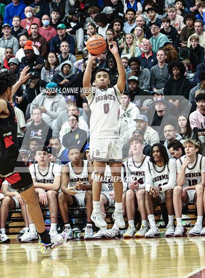 Thumbnail 3 in Archbishop Stepinac vs. Don Bosco Prep (Spalding Hoophall Classic) photogallery.