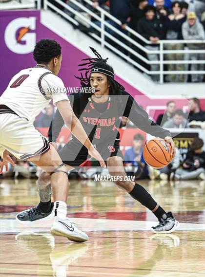 Thumbnail 2 in Archbishop Stepinac vs. Don Bosco Prep (Spalding Hoophall Classic) photogallery.