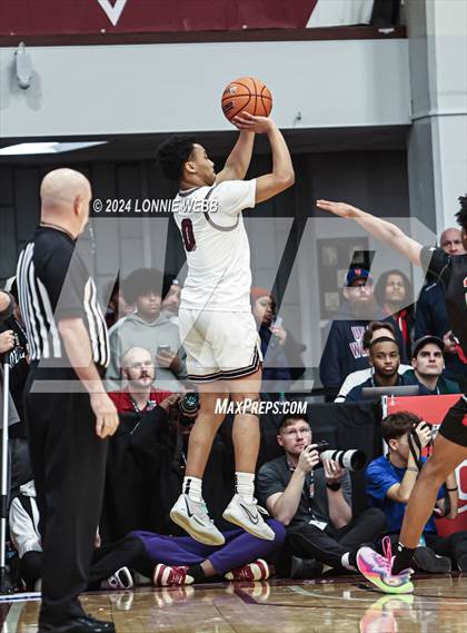 Thumbnail 2 in Archbishop Stepinac vs. Don Bosco Prep (Spalding Hoophall Classic) photogallery.