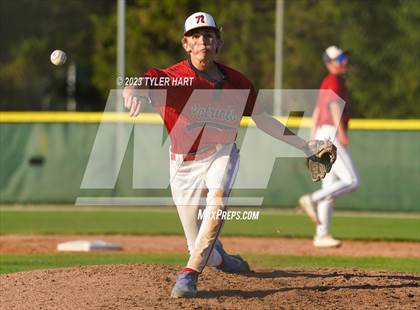 Thumbnail 1 in Brownsburg vs. Terre Haute North Vigo (IHSAA 4A Sectional 12 Championship) photogallery.