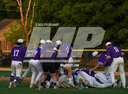 Thumbnail 2 in Brownsburg vs. Terre Haute North Vigo (IHSAA 4A Sectional 12 Championship) photogallery.