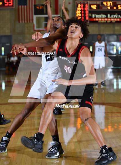 Thumbnail 3 in Salesian College Preparatory vs. Centennial (Nike Extravaganza) photogallery.