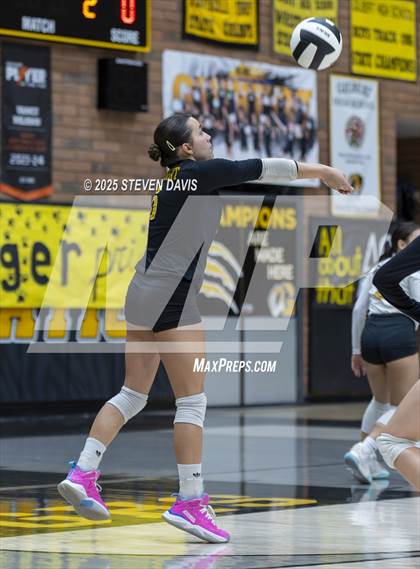 Thumbnail 3 in Mesquite @ Gilbert photogallery.