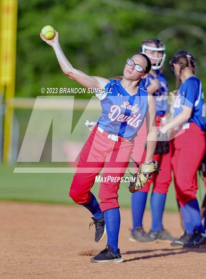 Thumbnail 1 in Billingsley @ Verbena photogallery.