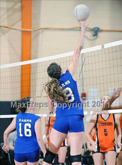 Thumbnail 3 in Karns @ Lenoir City photogallery.