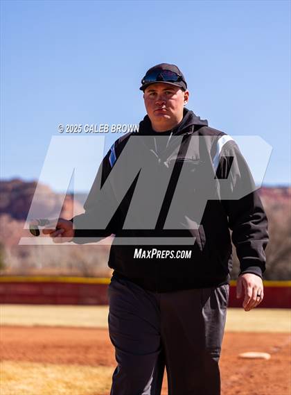Thumbnail 2 in Judge Memorial Catholic vs. Morgan (Chuckwagon Classic) photogallery.