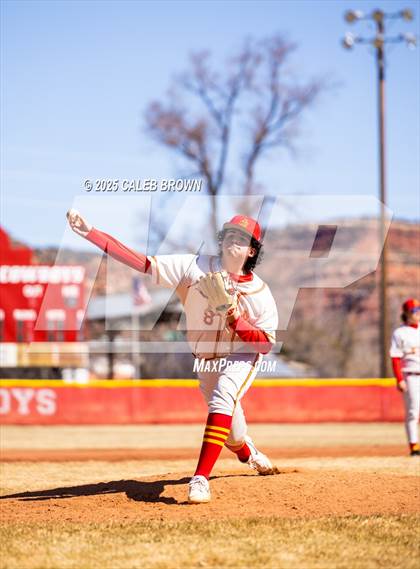 Thumbnail 2 in Judge Memorial Catholic vs. Morgan (Chuckwagon Classic) photogallery.