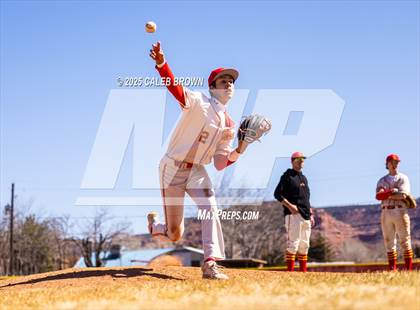 Thumbnail 2 in Judge Memorial Catholic vs. Morgan (Chuckwagon Classic) photogallery.