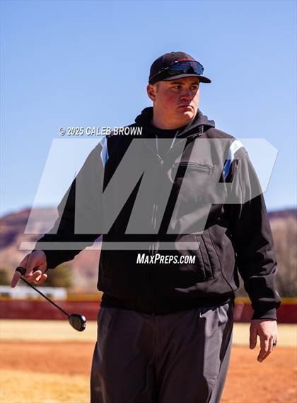 Thumbnail 3 in Judge Memorial Catholic vs. Morgan (Chuckwagon Classic) photogallery.