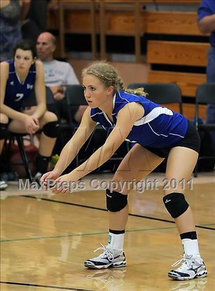 Thumbnail 3 in Campolindo vs Millard North (Archbishop Mitty Invitational Tournament) photogallery.