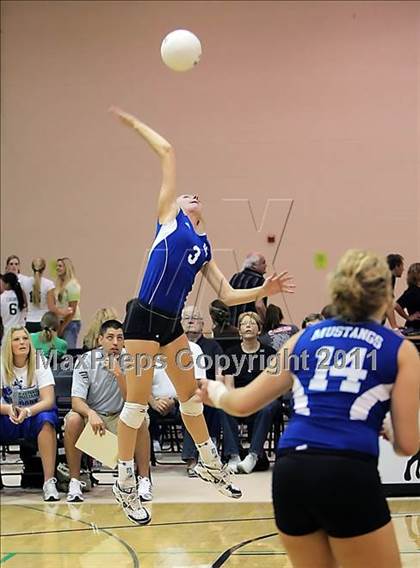 Thumbnail 3 in Campolindo vs Millard North (Archbishop Mitty Invitational Tournament) photogallery.