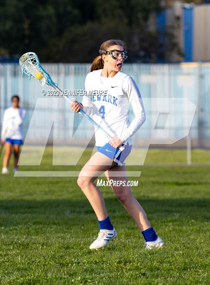 Thumbnail 3 in Aragon @ Newark Memorial photogallery.