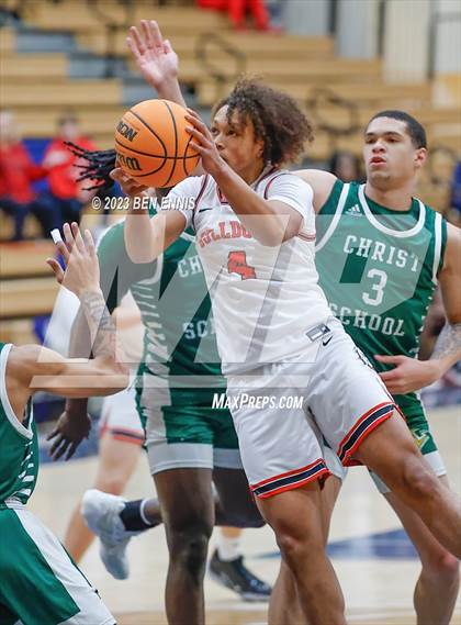 Thumbnail 3 in North Gwinnett vs. Christ School (Lemon Street Classic) photogallery.