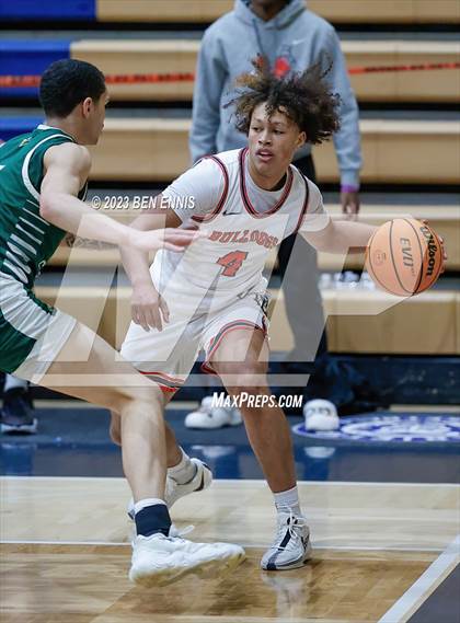 Thumbnail 3 in North Gwinnett vs. Christ School (Lemon Street Classic) photogallery.