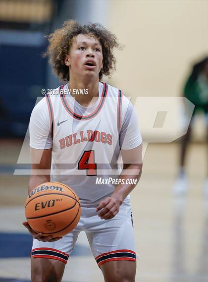Thumbnail 1 in North Gwinnett vs. Christ School (Lemon Street Classic) photogallery.
