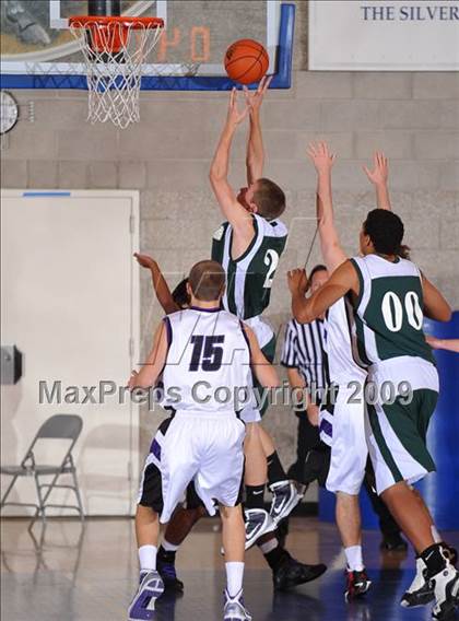 Thumbnail 3 in Carlsbad vs Ponderosa (MaxPreps Holiday Classic) photogallery.